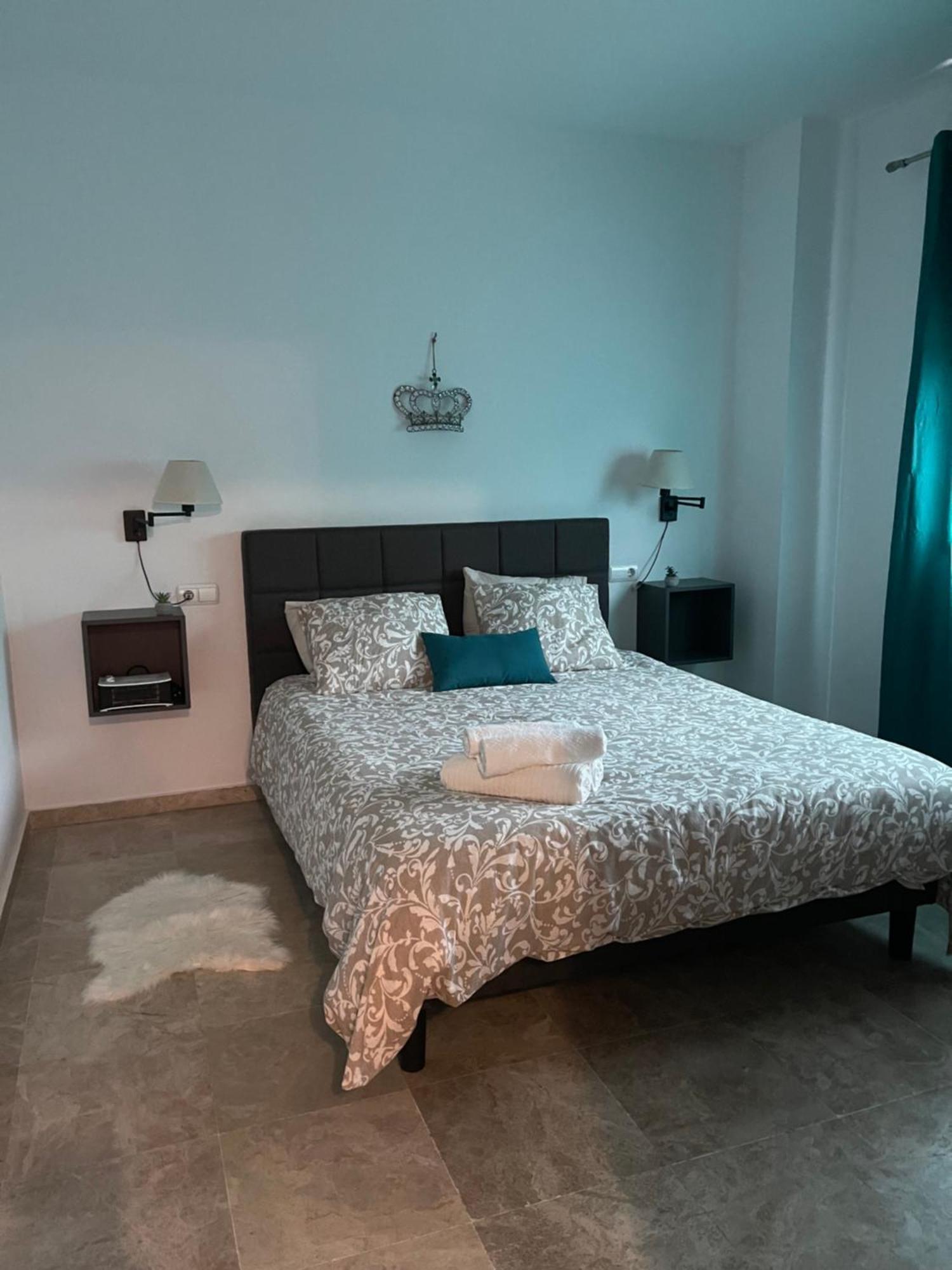 Stelarium-Suite Con Bano Privado En Casa Compartida-Uebica2 마리나데알자라프 외부 사진